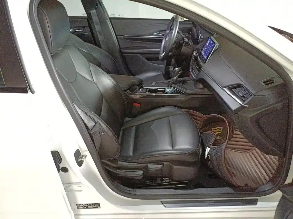 2022 Cadillac CT4 28T Luxury Edition — миниатюра 25