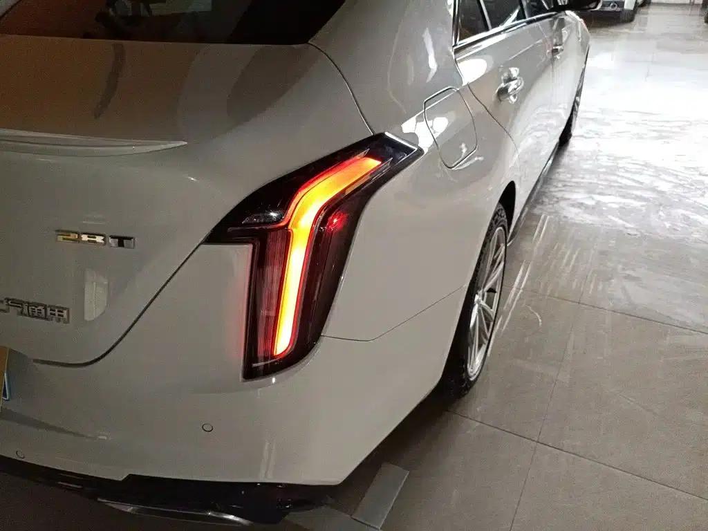 2022 Cadillac CT4 28T Luxury Edition — миниатюра 8