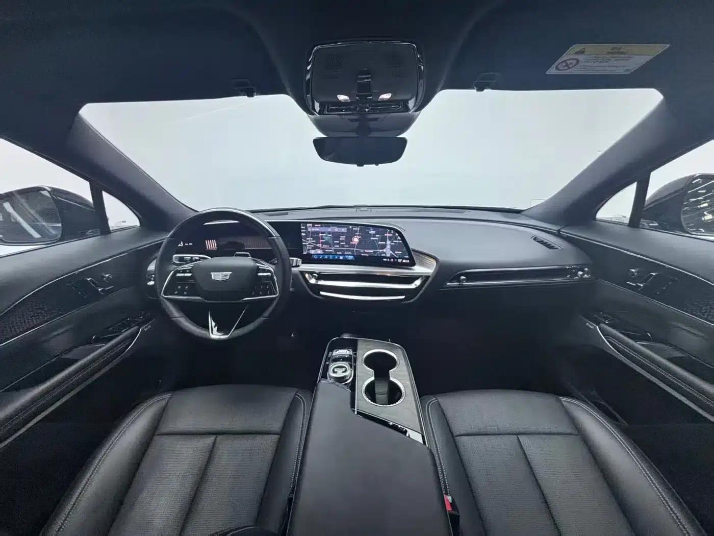 iQ Ruige 2022 Rear-Wheel Drive Long-Range Luxury Edition — миниатюра 6