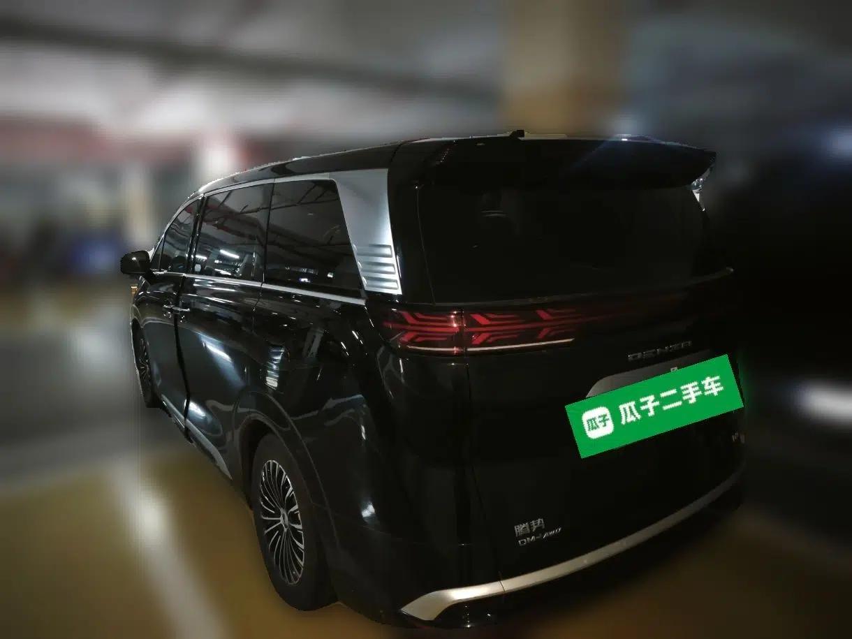 Denza D9 2022 DM-i 970 Four-Wheel Drive Flagship Model — миниатюра 4