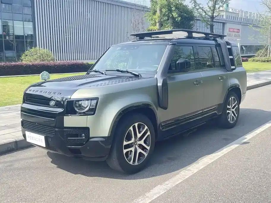 2023 Land Rover Defender 130 3.0T P400 X — миниатюра 1