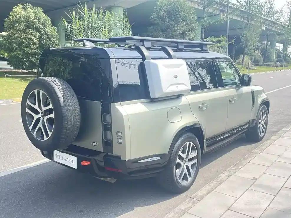 2023 Land Rover Defender 130 3.0T P400 X — миниатюра 3