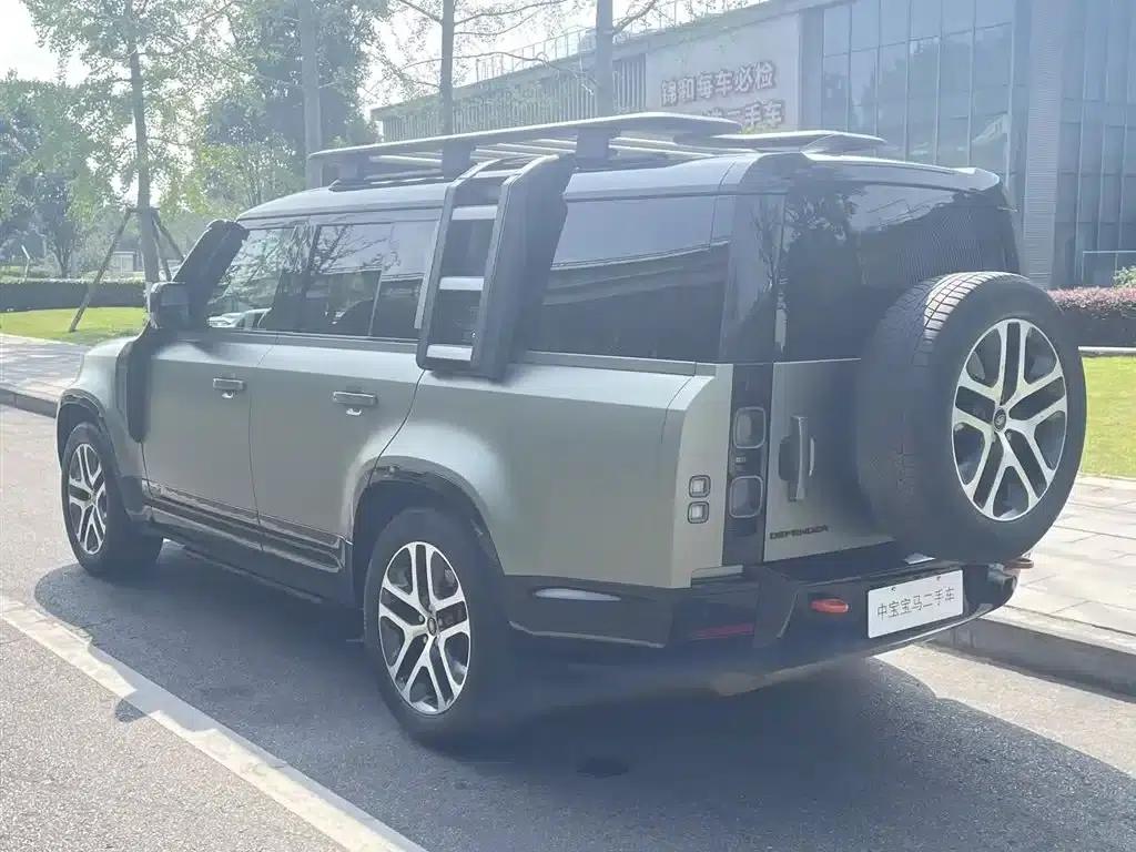 2023 Land Rover Defender 130 3.0T P400 X — миниатюра 5