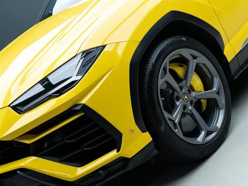 2018 Urus 4.0T V8 — миниатюра 3