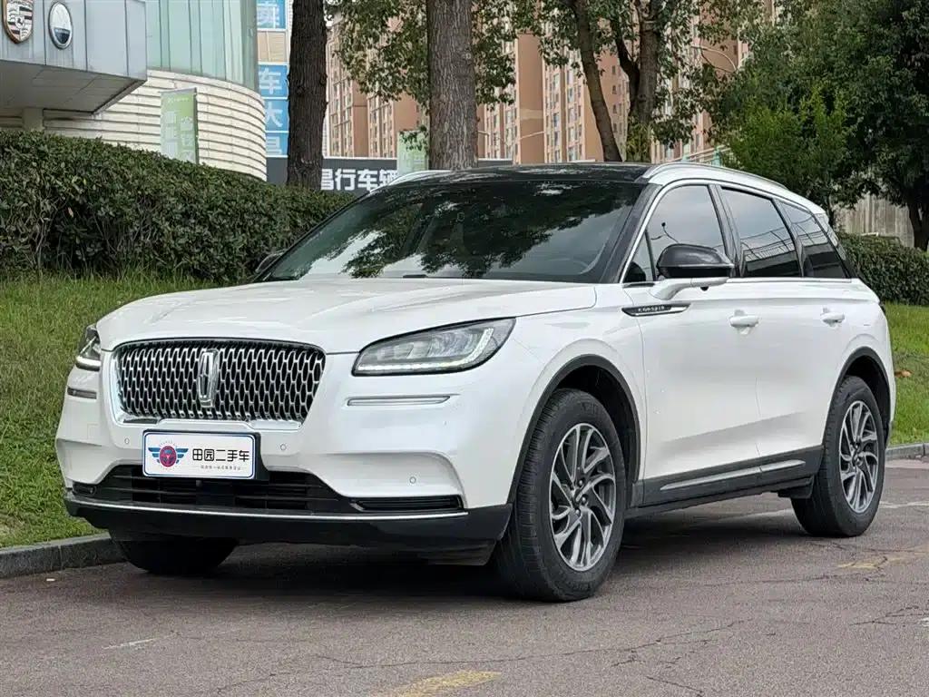 Adventurer 2022 2.0T 2WD Premium Edition — миниатюра 1