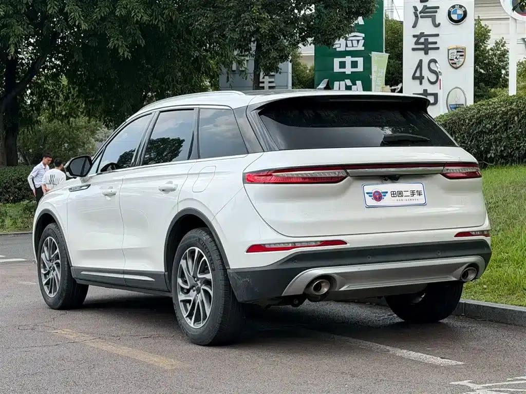 Adventurer 2022 2.0T 2WD Premium Edition — миниатюра 4
