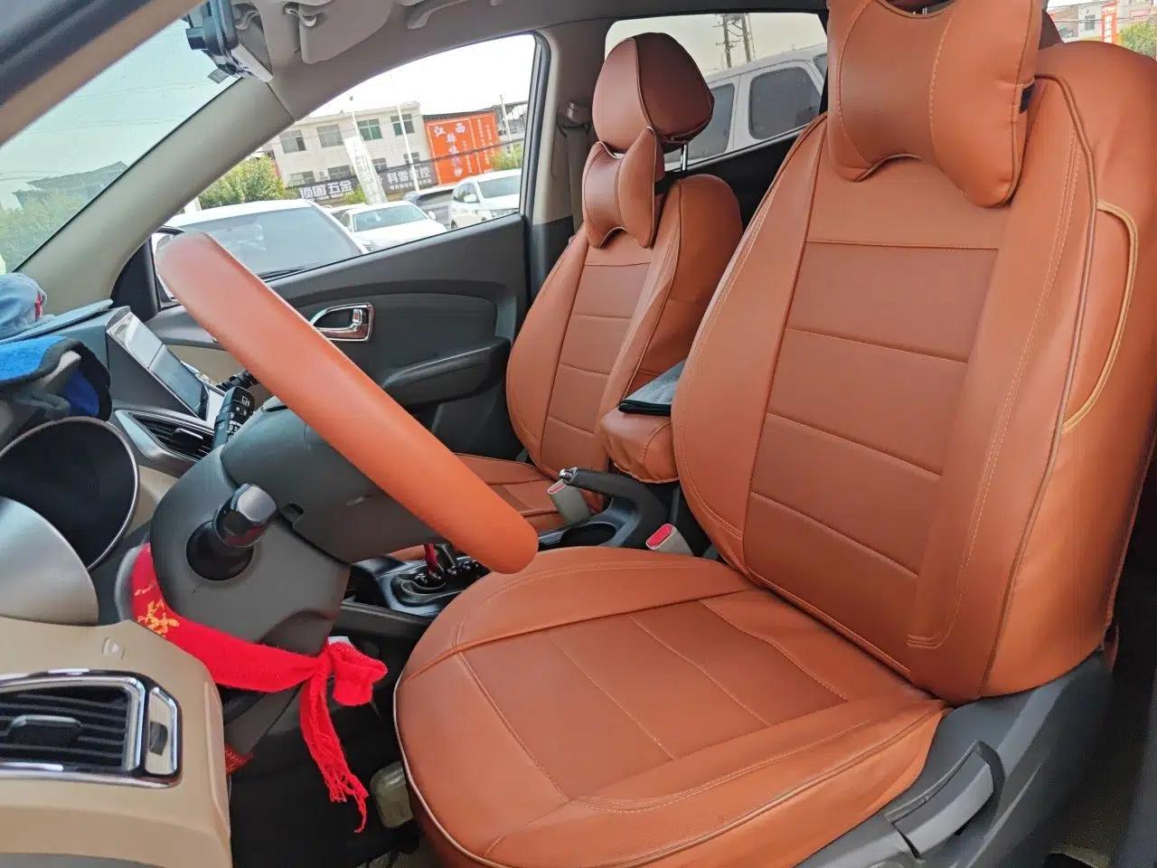 Hyundai ix35 2012 2.0L Manual Two-Wheel Drive New Edition GL — миниатюра 15