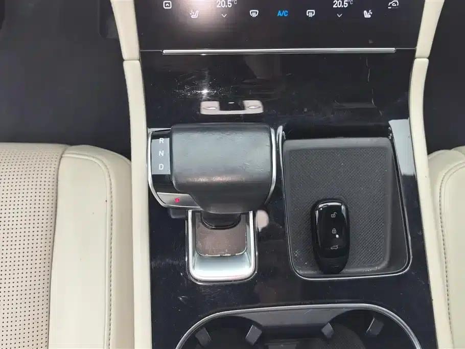 Li Auto ONE 2020 Extended Range 6-Seater — миниатюра 16