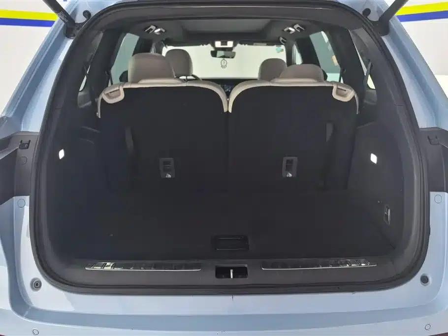 Li Auto ONE 2020 Extended Range 6-Seater — миниатюра 4