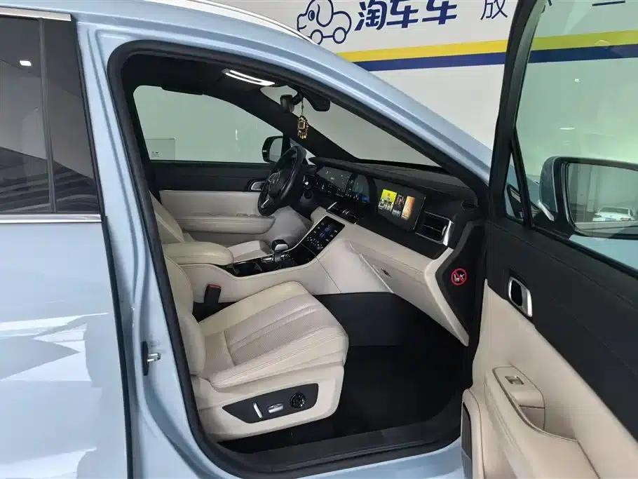 Li Auto ONE 2020 Extended Range 6-Seater — миниатюра 8