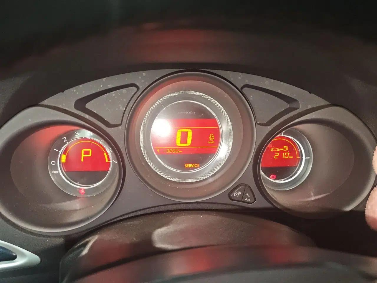 Citroen C4L 2014 1.8L Intelligent Drive Automatic Enjoyment Model — миниатюра 11