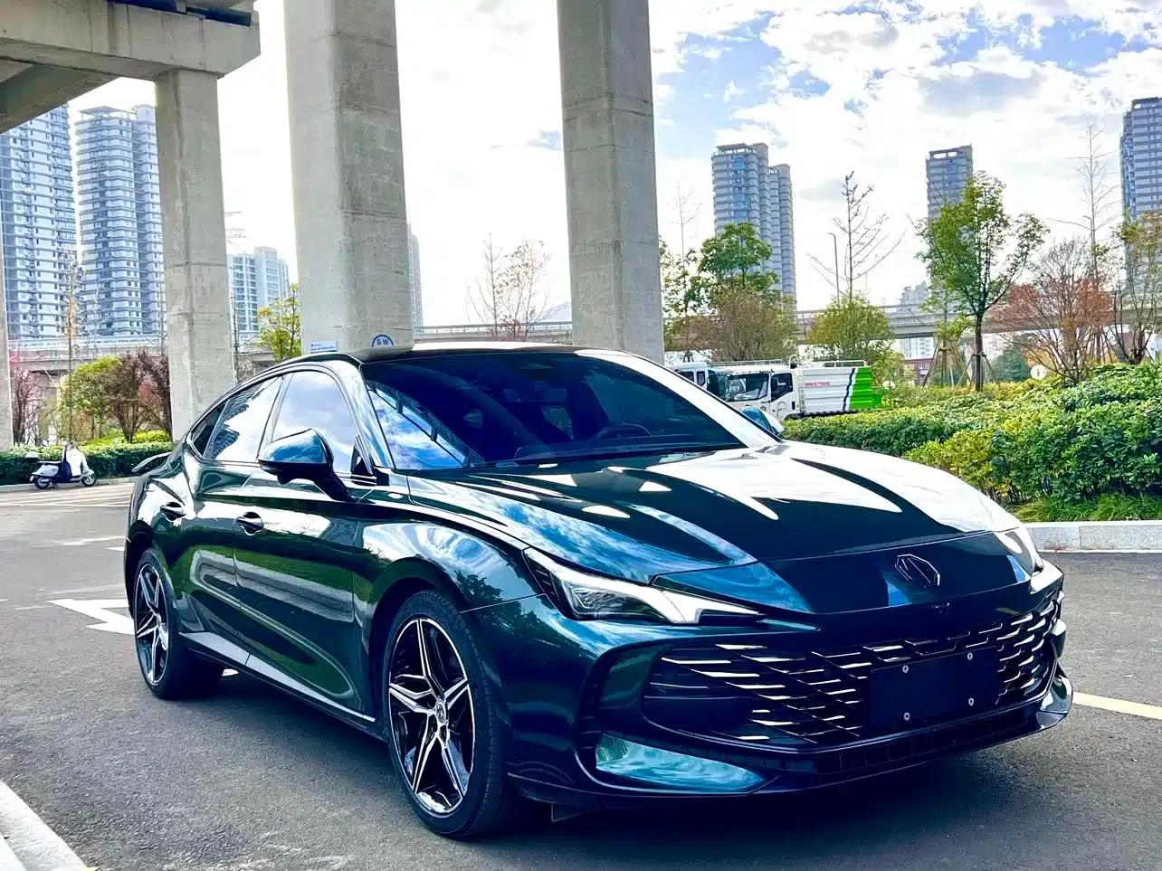 MG7 2023 2.0T Automatic Trophy+ Exhilarating Edition — миниатюра 3