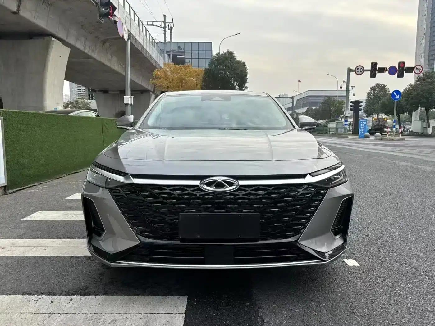Chery Arrizo 8 2023 1.6T DCT Elegance — миниатюра 2