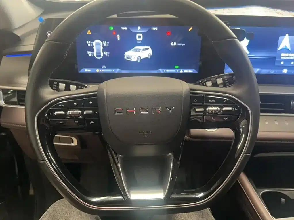 Chery Tiggo 8 PRO 2025 390T 2WD Premium Edition I — миниатюра 3