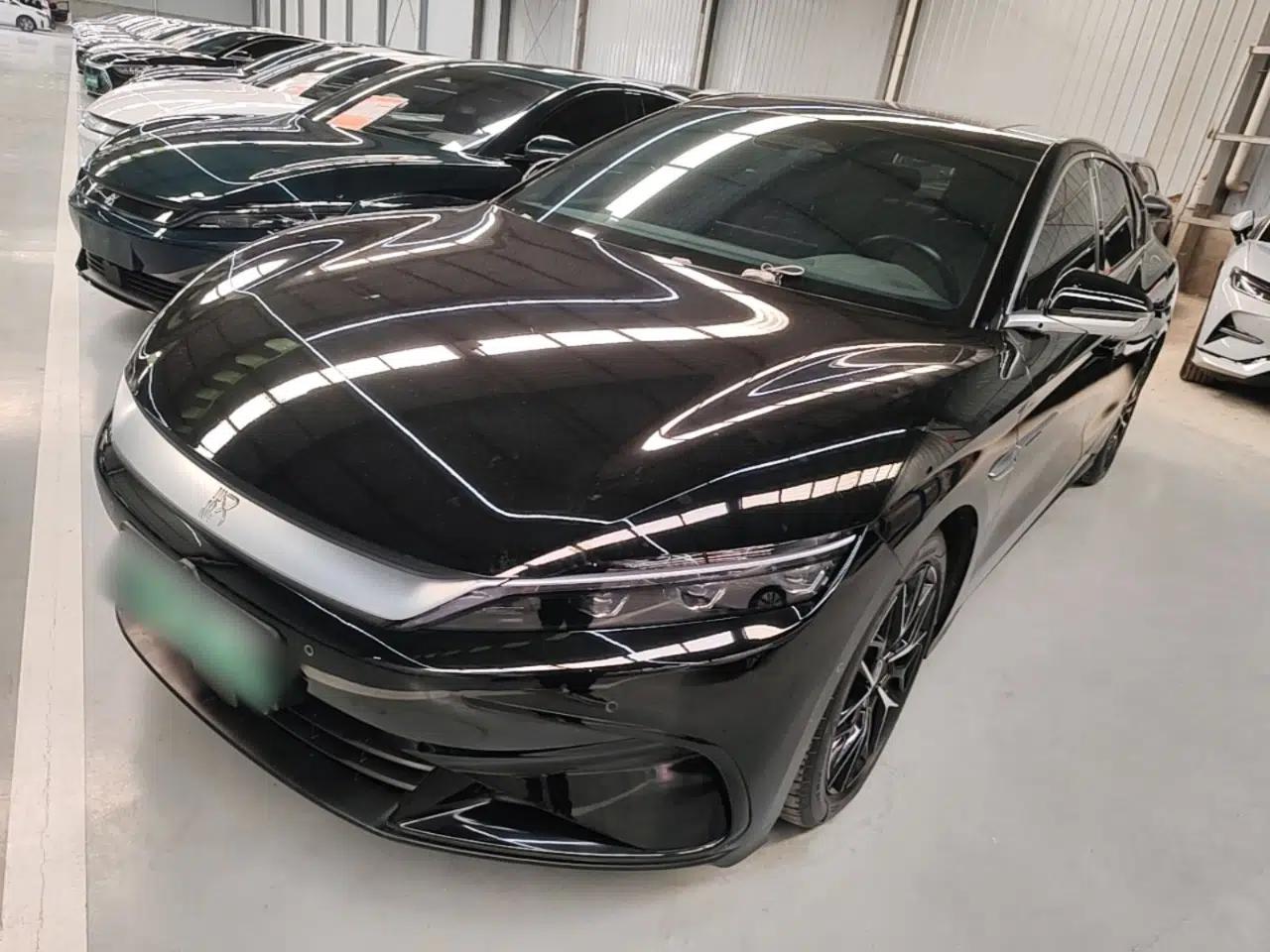 BYD Han 2025 DM-i Smart Drive 125KM Prestige Model — миниатюра 1