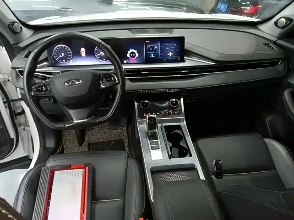 Chery Tiggo 7 PLUS 2022 1.5T CVT Premium+ — миниатюра 6