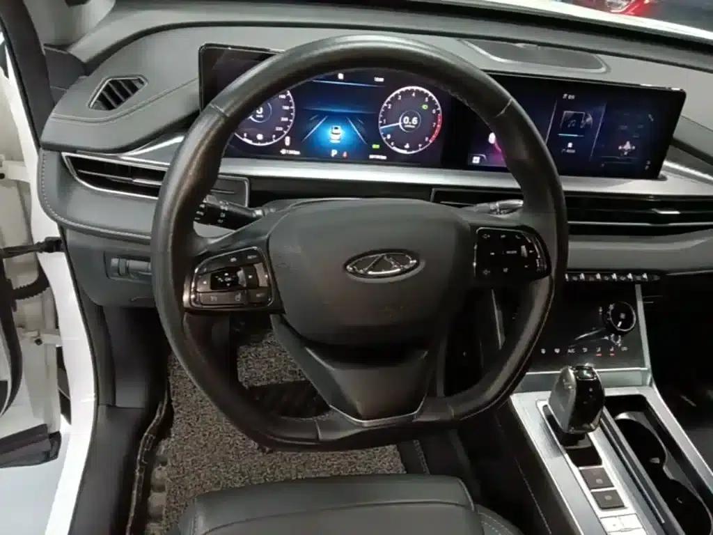 Chery Tiggo 7 PLUS 2022 1.5T CVT Premium+ — миниатюра 7