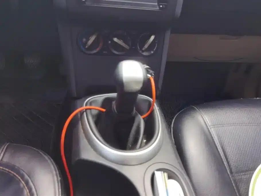 Nissan Qashqai 2012 1.6XE Wind 5MT 2WD — миниатюра 16