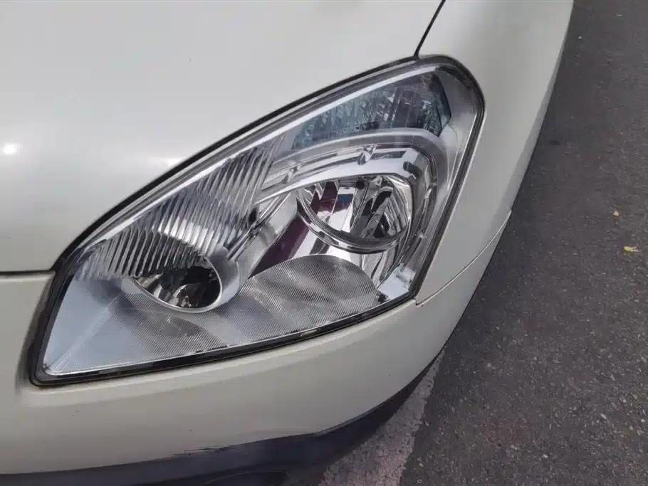 Nissan Qashqai 2012 1.6XE Wind 5MT 2WD — миниатюра 5