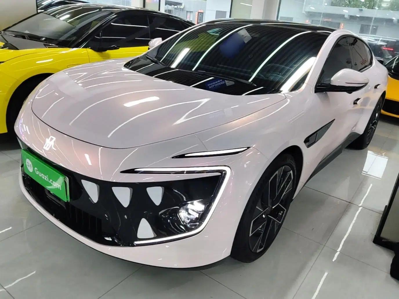 Avatr 12 2023 650 Three-Laser Four-Wheel Drive Performance Edition — миниатюра 1