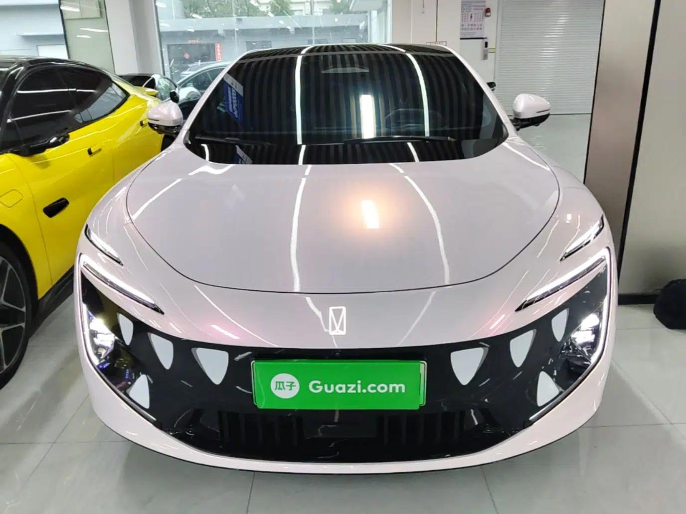 Avatr 12 2023 650 Three-Laser Four-Wheel Drive Performance Edition — миниатюра 2