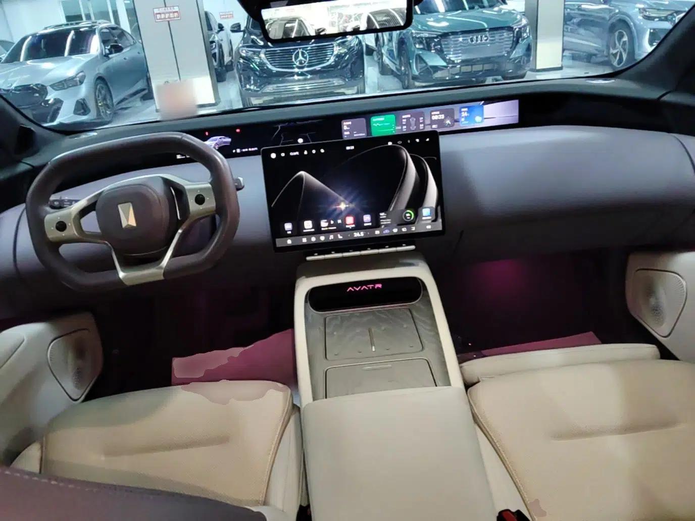 Avatr 12 2023 650 Three-Laser Four-Wheel Drive Performance Edition — миниатюра 17