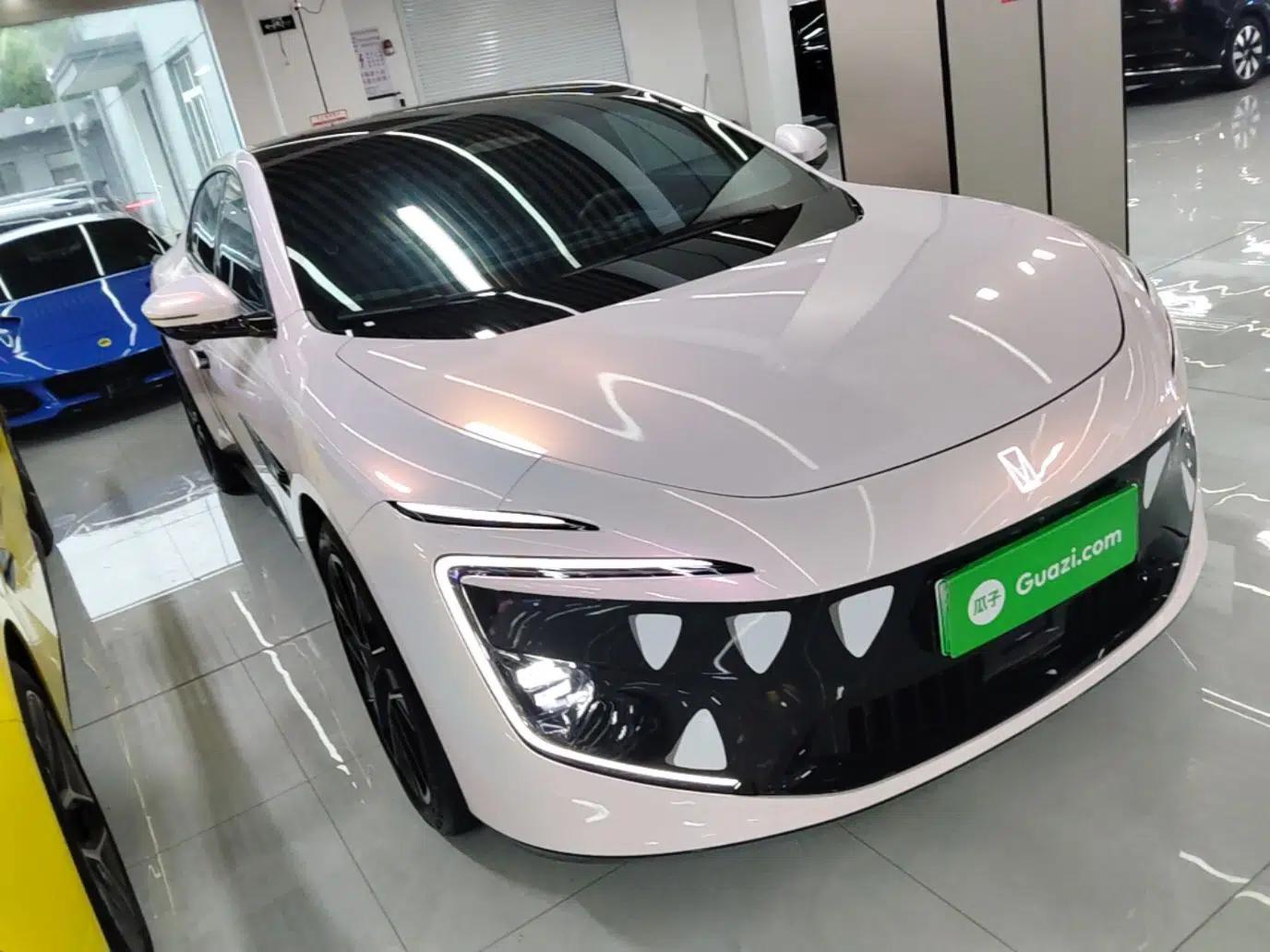 Avatr 12 2023 650 Three-Laser Four-Wheel Drive Performance Edition — миниатюра 3