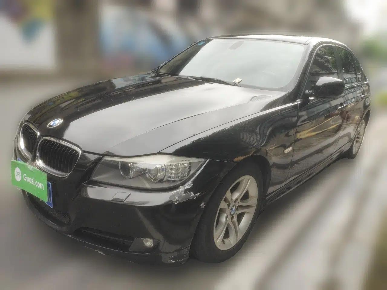 BMW 3 Series 2012 318i Leading Model — миниатюра 1