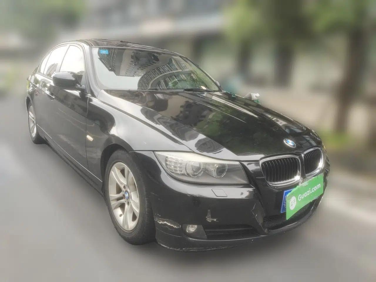 BMW 3 Series 2012 318i Leading Model — миниатюра 3
