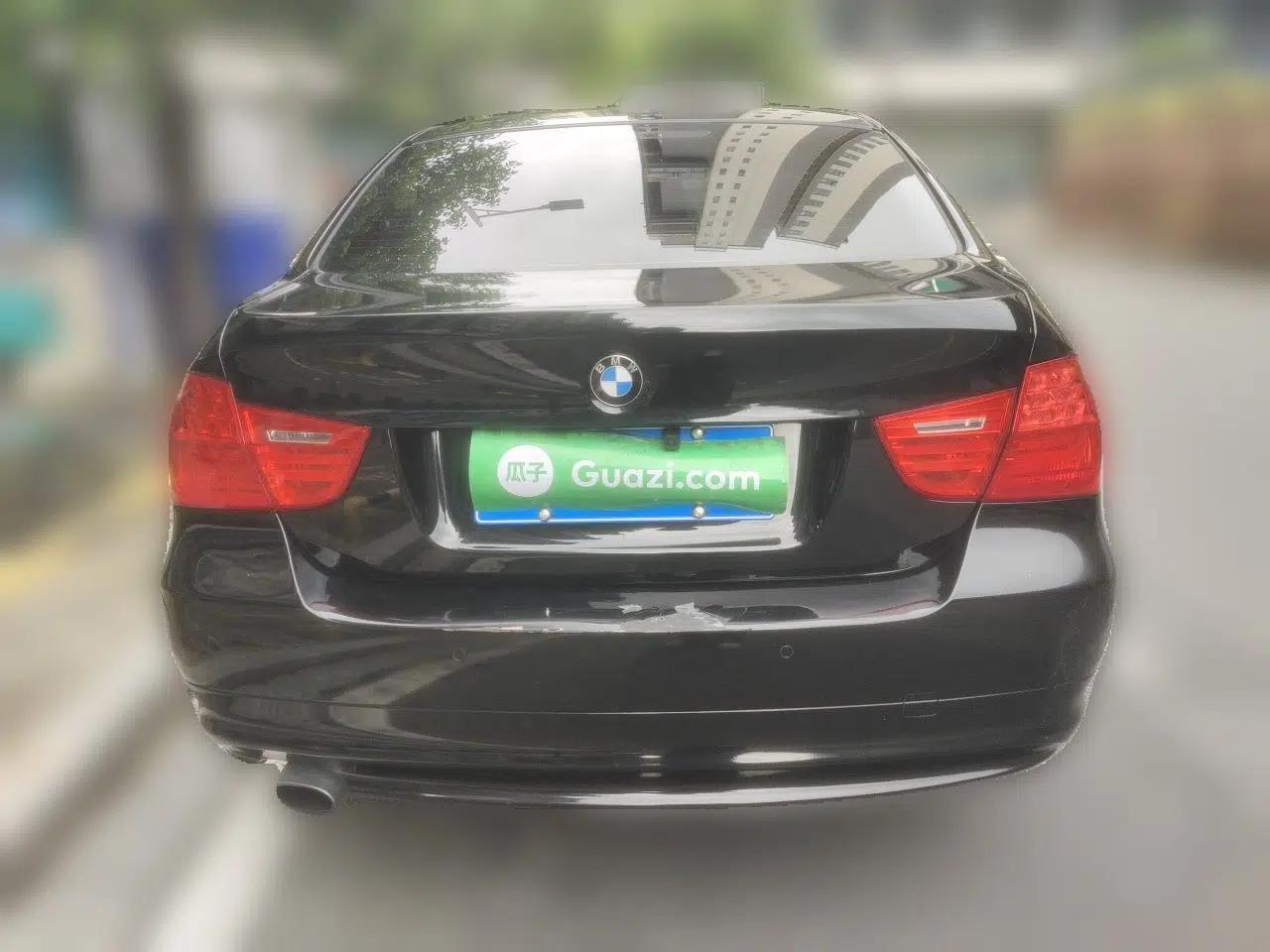 BMW 3 Series 2012 318i Leading Model — миниатюра 5