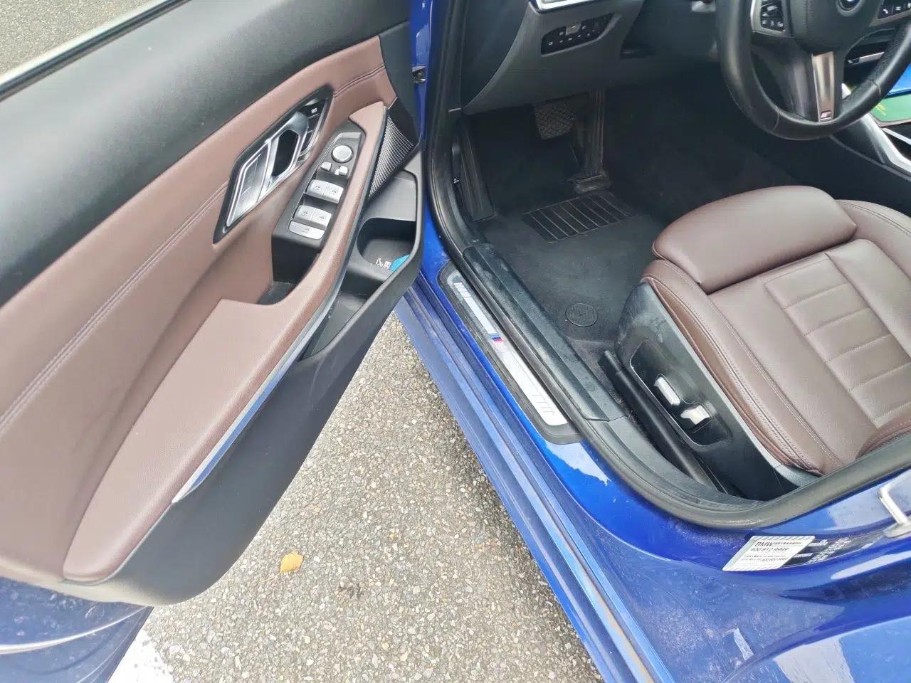 BMW 3 Series 2021 Facelifted 320Li M Sport Package — миниатюра 16