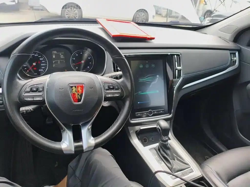 Roewe RX5 2020 20T Automatic 4G Connected Million Edition — миниатюра 10