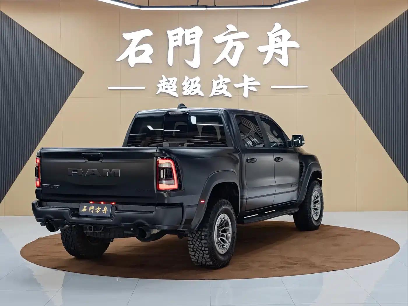 RAM Trucks Tyrannosaurus Rex 2022 6.2T US Spec — миниатюра 5