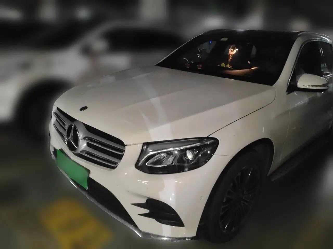 Mercedes-Benz GLC 2018 Facelifted GLC 260 4MATIC Dynamic Edition — миниатюра 1
