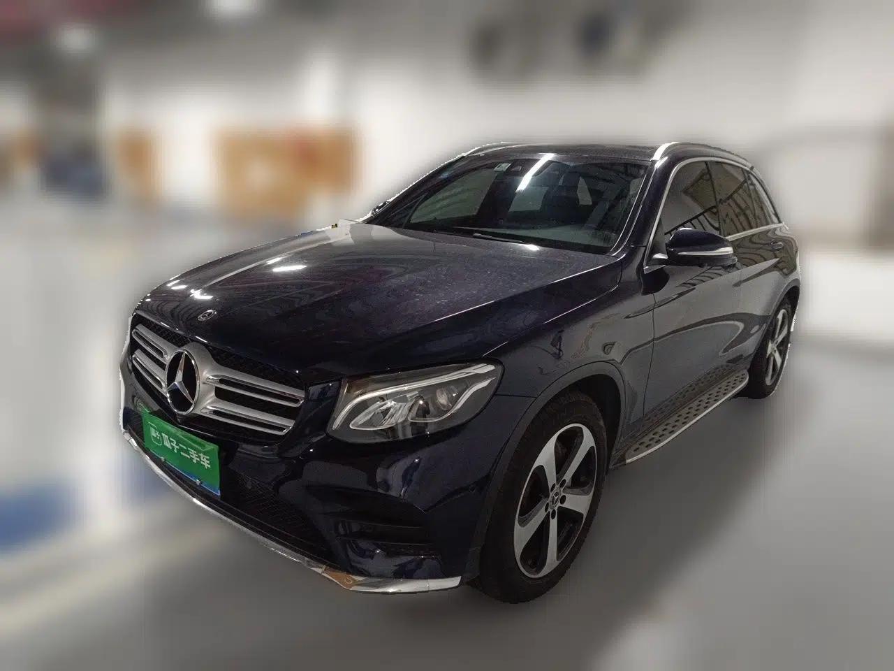 Mercedes-Benz GLC 2018 GLC 260 4MATIC Luxury Model — миниатюра 1