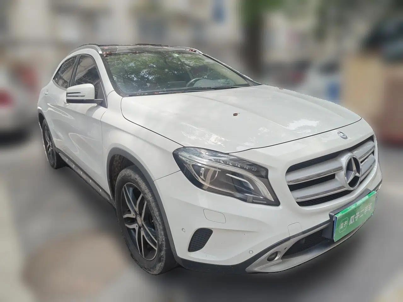 Mercedes-Benz GLA 2016 GLA 220 4MATIC Fashion Edition — миниатюра 3