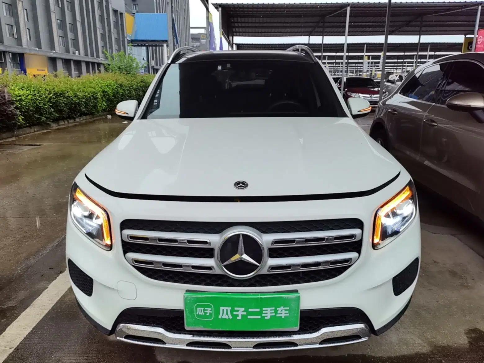 Mercedes-Benz GLB 2023 GLB 220 Fashion Model — миниатюра 2