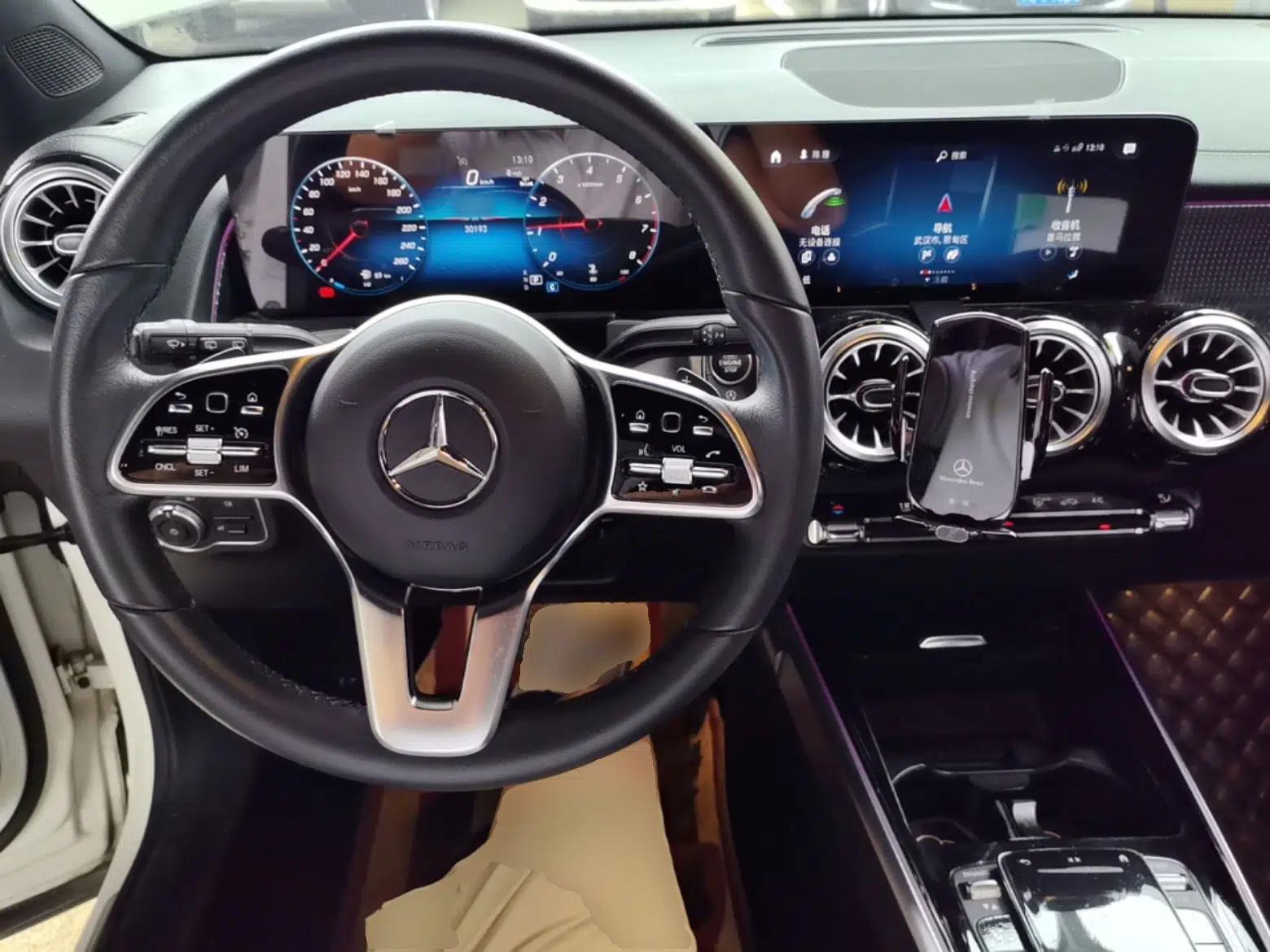 Mercedes-Benz GLB 2023 GLB 220 Fashion Model — миниатюра 12