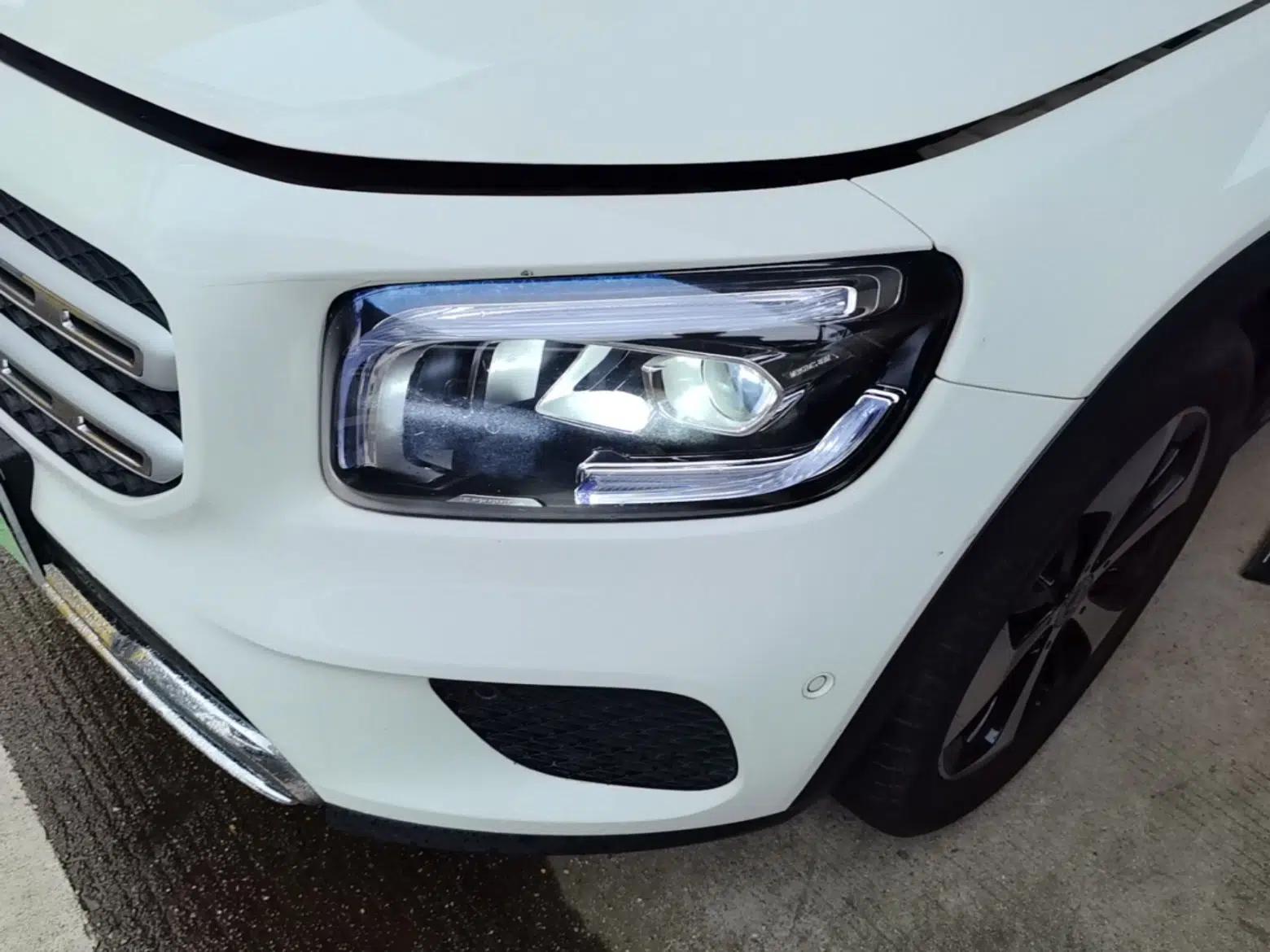 Mercedes-Benz GLB 2023 GLB 220 Fashion Model — миниатюра 8