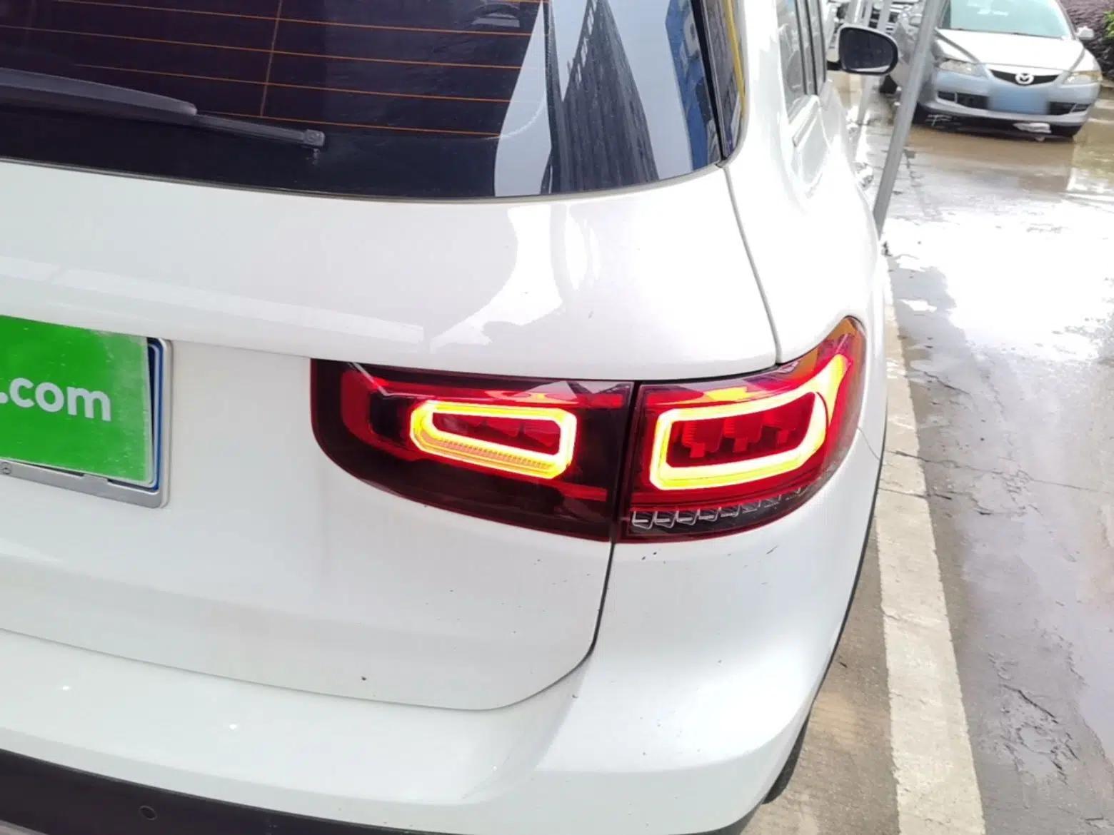 Mercedes-Benz GLB 2023 GLB 220 Fashion Model — миниатюра 9