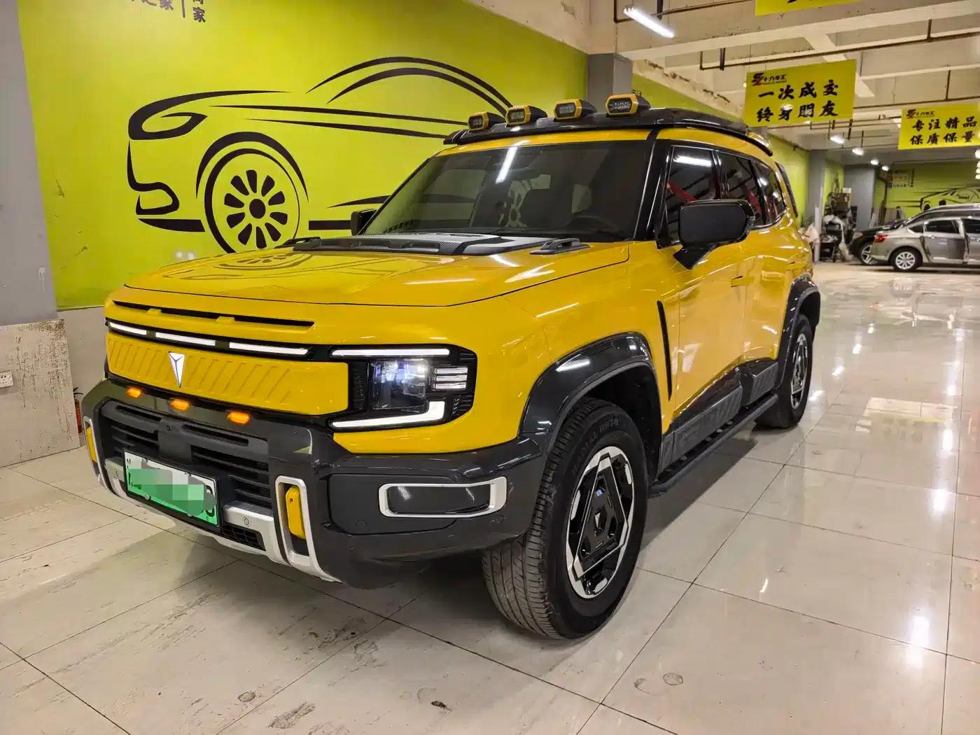 Deep Blue G318 2025 Worry-Free Off-Road Edition 4WD Mountain Edition — миниатюра 1