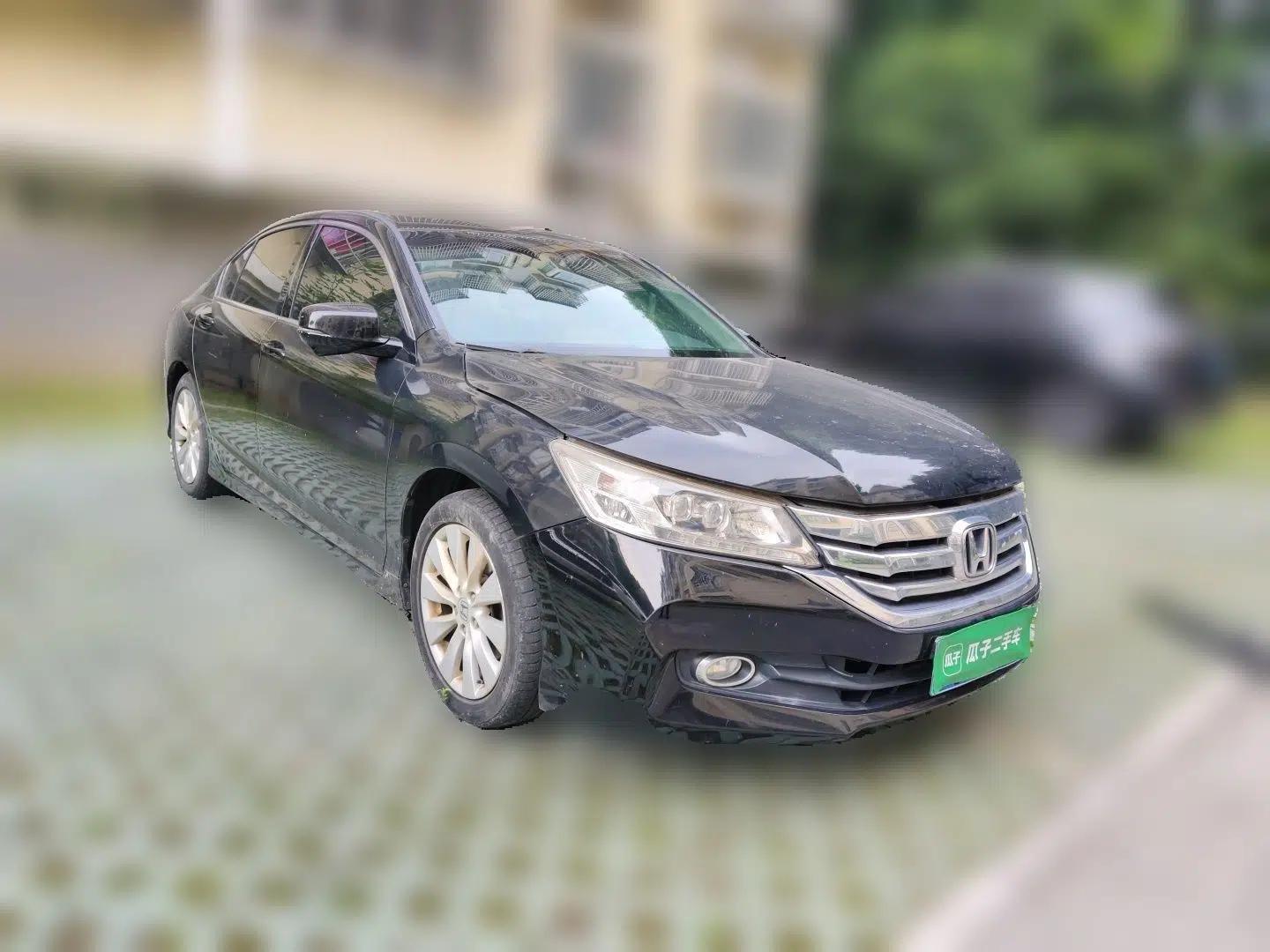 Honda Accord 2015 2.4L EX Luxury Edition — миниатюра 3
