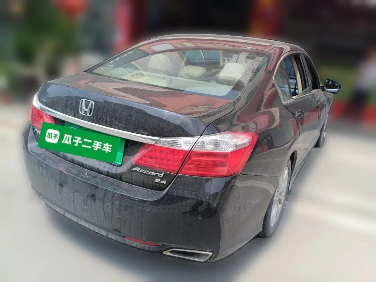 Honda Accord 2014 2.4L EX Luxury Edition — миниатюра 6