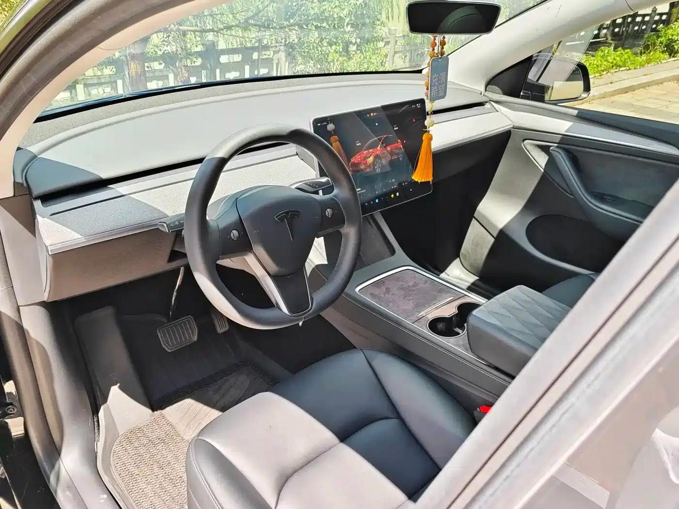 Model Y 2022 Facelift Rear-Wheel Drive Version — миниатюра 3