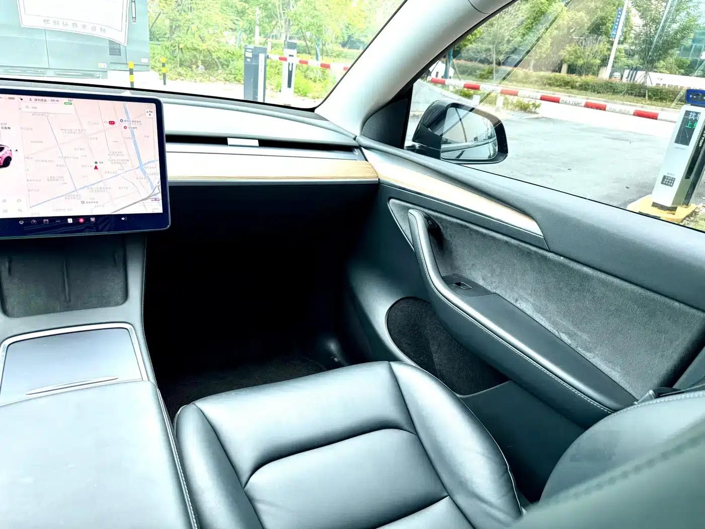 Model Y 2023 Rear-Wheel Drive — миниатюра 11