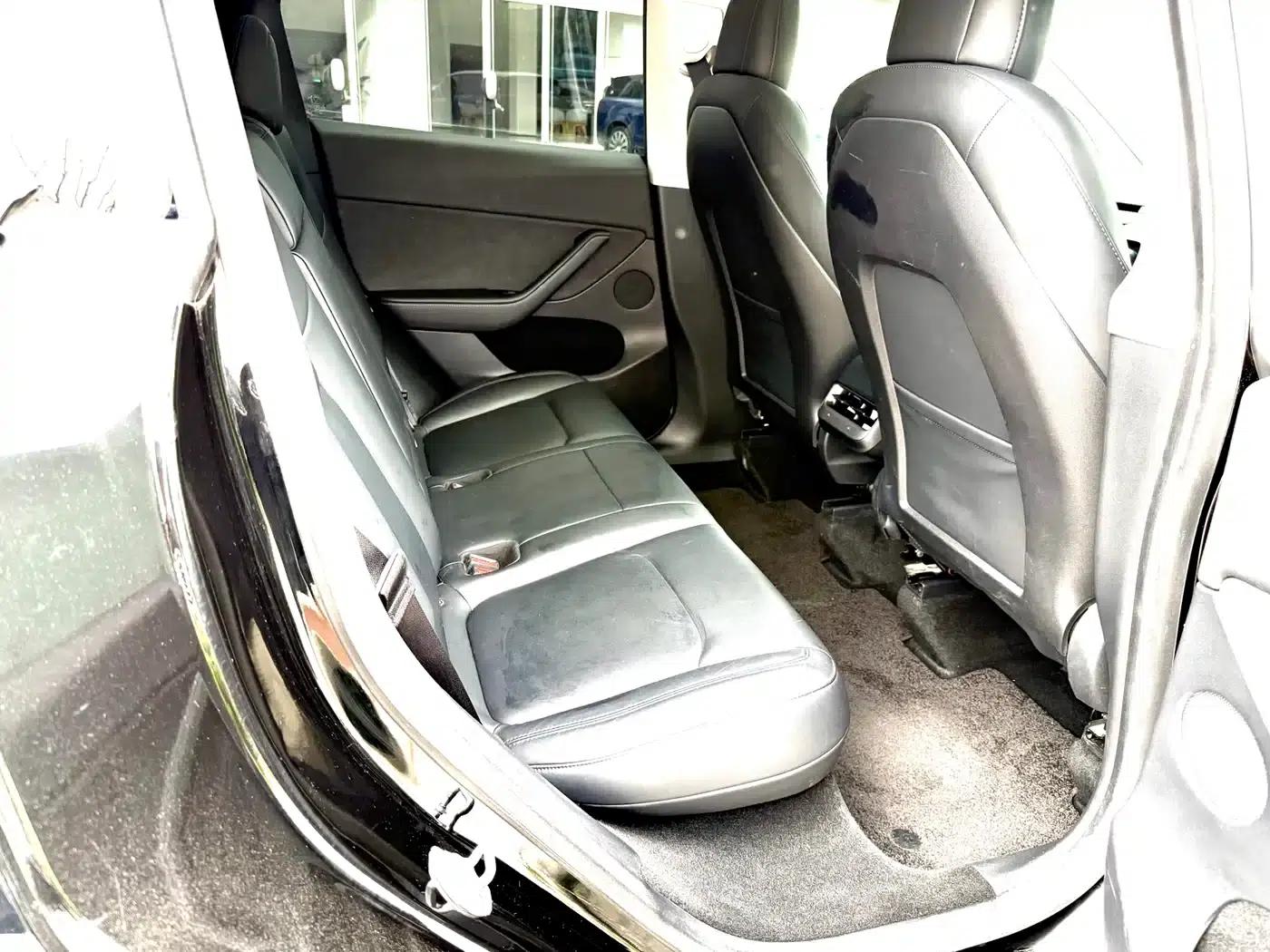 Model Y 2023 Rear-Wheel Drive — миниатюра 13