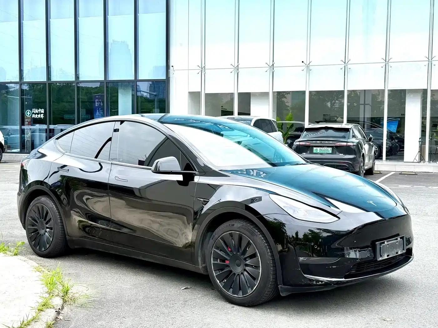 Model Y 2023 Rear-Wheel Drive — миниатюра 6