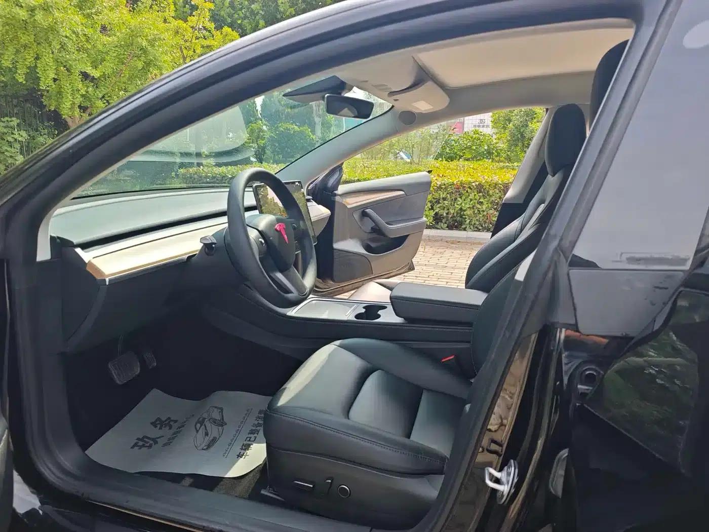 Model 3 2023 Rear-Wheel Drive — миниатюра 11