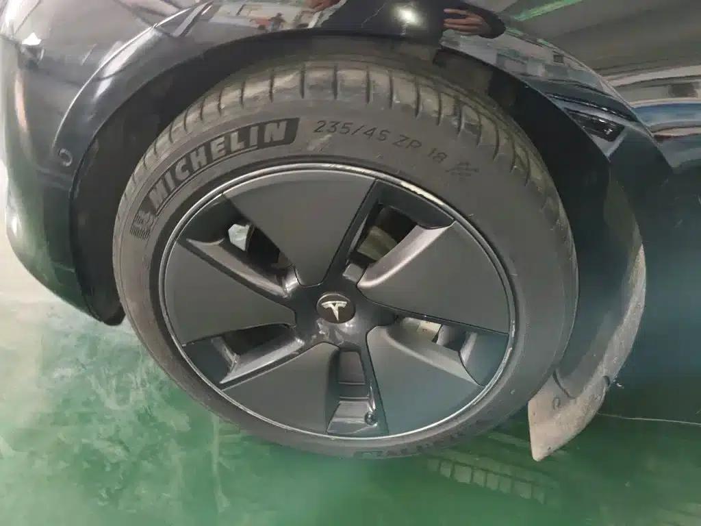 Model 3 2022 Rear-Wheel Drive — миниатюра 25