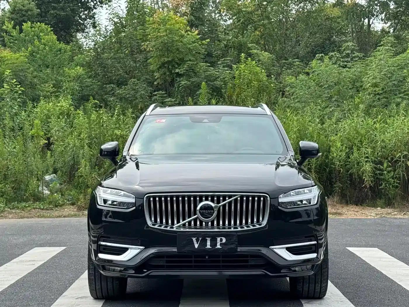 2021 Volvo XC90 B5 Smart Luxury Edition 7-seater — миниатюра 1